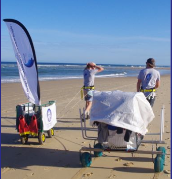 Sur les plages, de Soulac à Anglet, vous avez peut-être aperçu cet été deux étudiants à pied ramassant les déchets plastiques dans un chariot éco-conçu @ 4P Shore & Seas