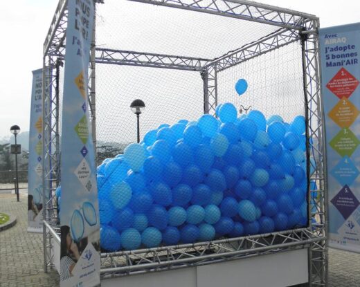 Campagne-2015-visant-à-informer-et-alerter-sur-la-pollution-atmosphérique-©AIRAQ