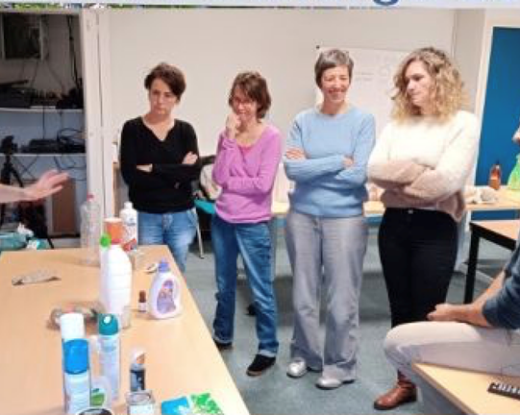 « Nous avons tout d’abord proposé une formation santé-environnement de deux jours en novembre aux acteurs relais (enseignants, éducateurs, infirmière scolaire, personnels encadrant) de l’Institut » @ OSE