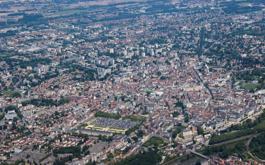 -	Cette grande concertation, baptisée OdysSanté démarre par une enquête en ligne proposée aux quelques 232 000 habitants du territoire