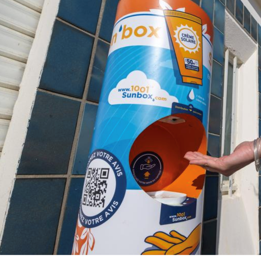 Il suffit de passer sa main sous ces Sun’Box pour recevoir une dose de crème solaire