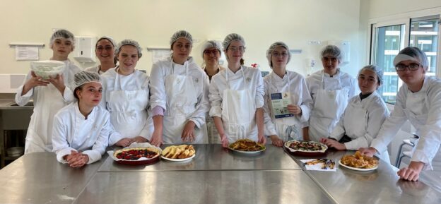 Atelier cuisine au lycée agricole de Chalosse, à Mugron, en mai 2022.